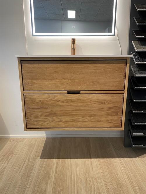 180 cm Naturolieret Just Wood badmøbel med 6 skuffer og Solid Surface bordplade